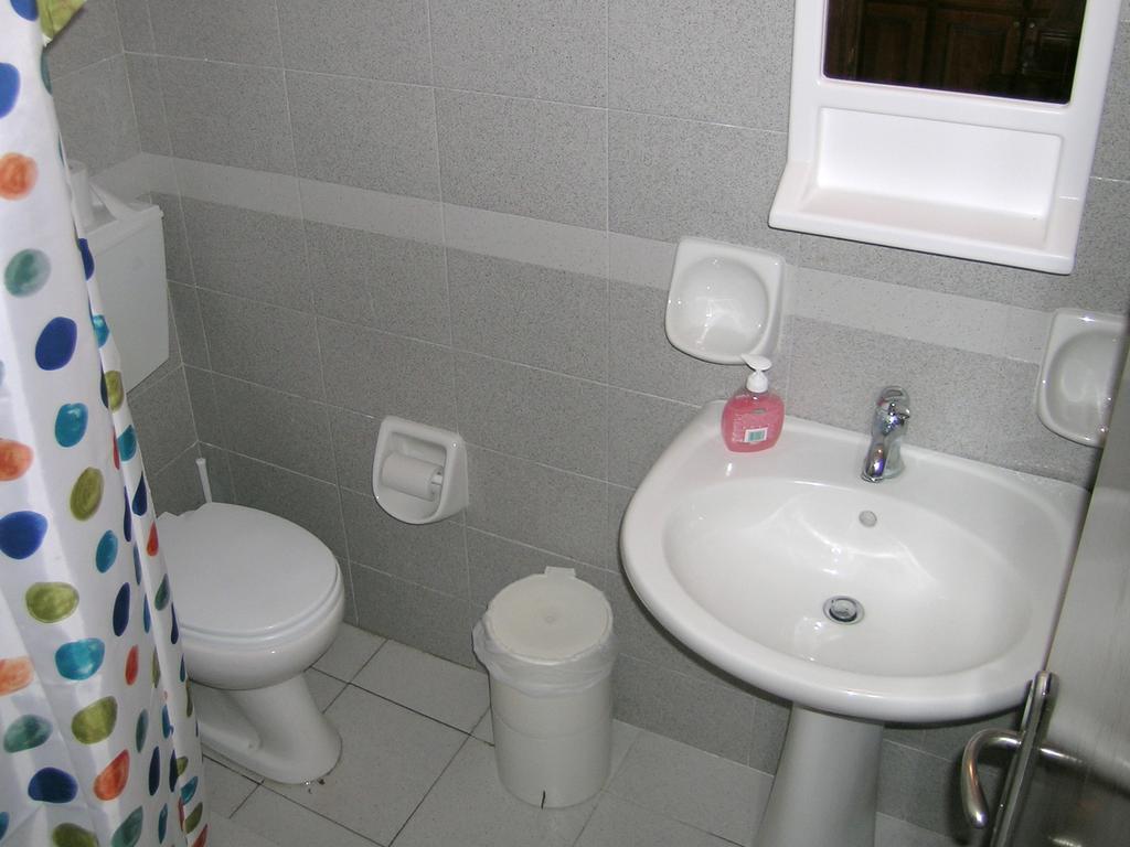 Kamares Apartments Εε Poros Town ห้อง รูปภาพ